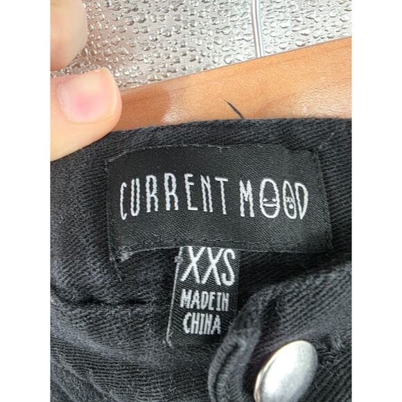 Black Chain-Linked Convertible Pants With Cargo Pockets Size XXS - Picture 3 of 11